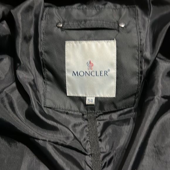 Moncler Mens winter jacket size 54. - Picture 3 of 8